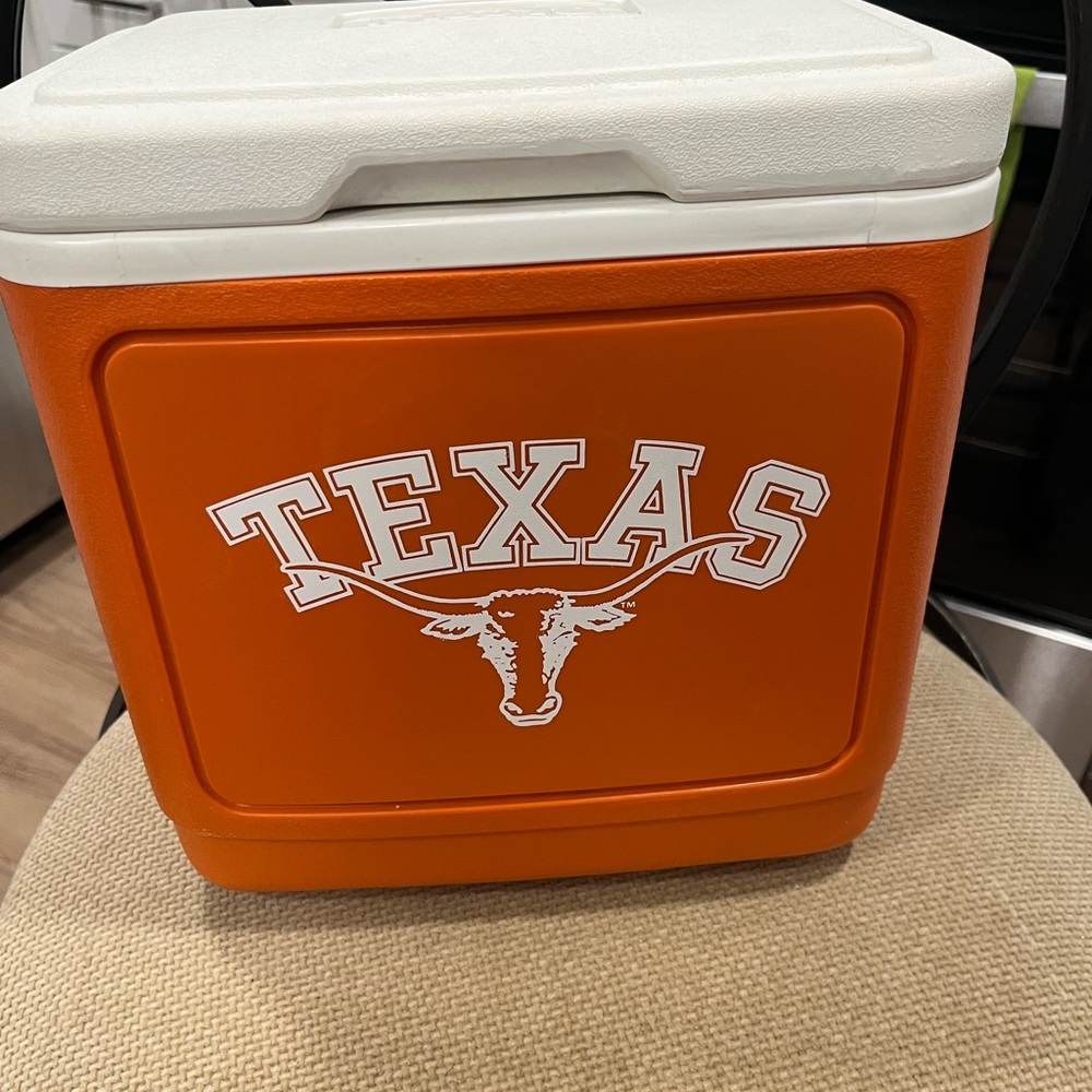 Igloo Orange and White Cooler